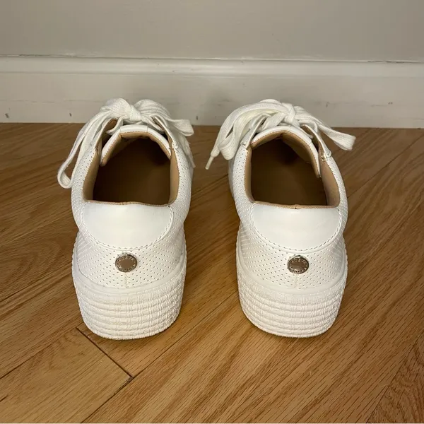 Steve Madden Toliver Sneaker, White, Size 7.5, EUC - Image 9