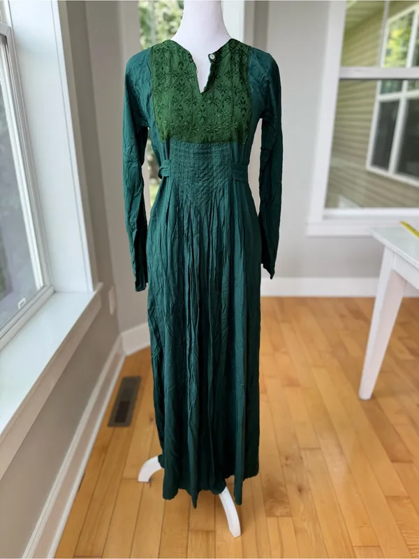 Vintage 90’s Forest Green Boho Long Sleeve Maxi Dress with Embroidered Yoke - Image 11