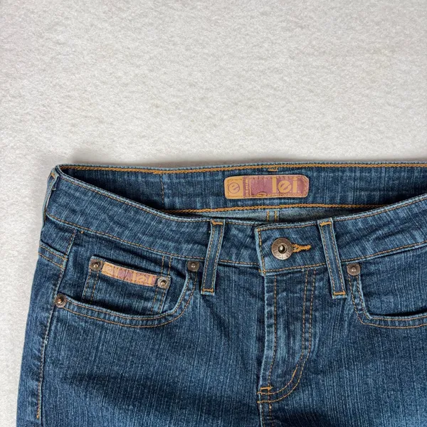 VTG L.E.I. Bootcut Jeans Juniors 1 Blue Mid Rise Denim Western Downtown Girl Y2K - Image 4