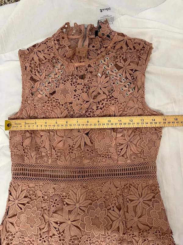Bardot Paris Lace High Neck Dress Pink Size 4 NWT Cocktail Wedding Guess - Image 8
