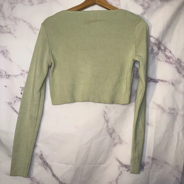 Princess Polly Michael Cropped Cardigan Top in Green - Image 2