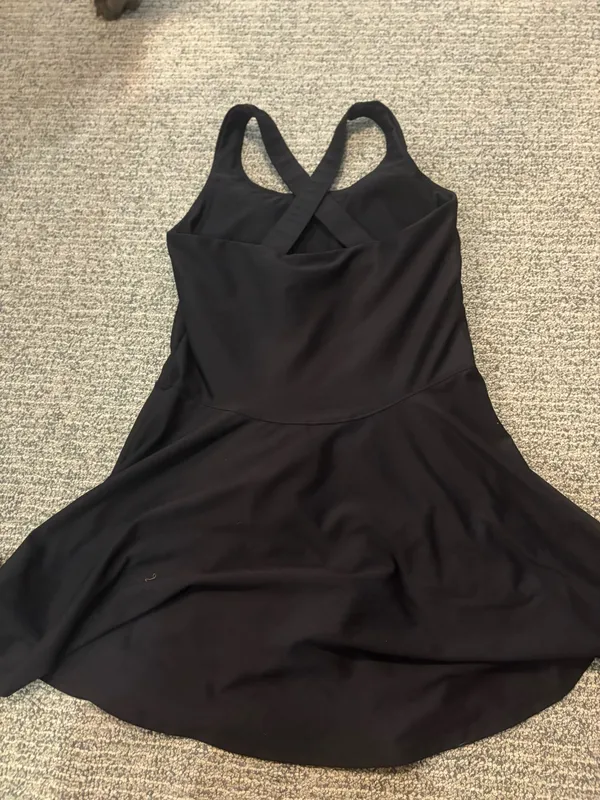 Old Navy Activewear Dress Black Powersoft - Image 2