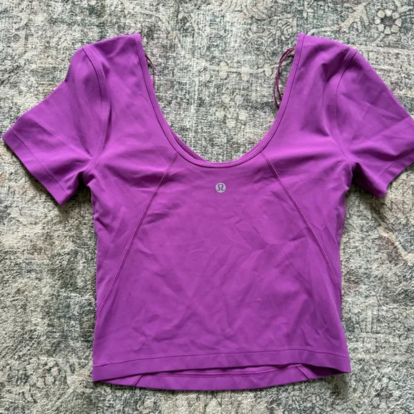 Lululemon Align T-Shirt Purple W3FGSS V-Neck Scoop Back Crop Top Slim Fit Size 4 - Image 4