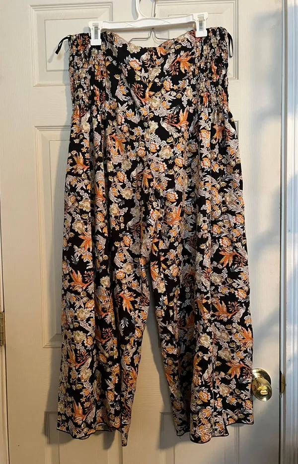 Flowey Flare Pants Size 2X - Image 2