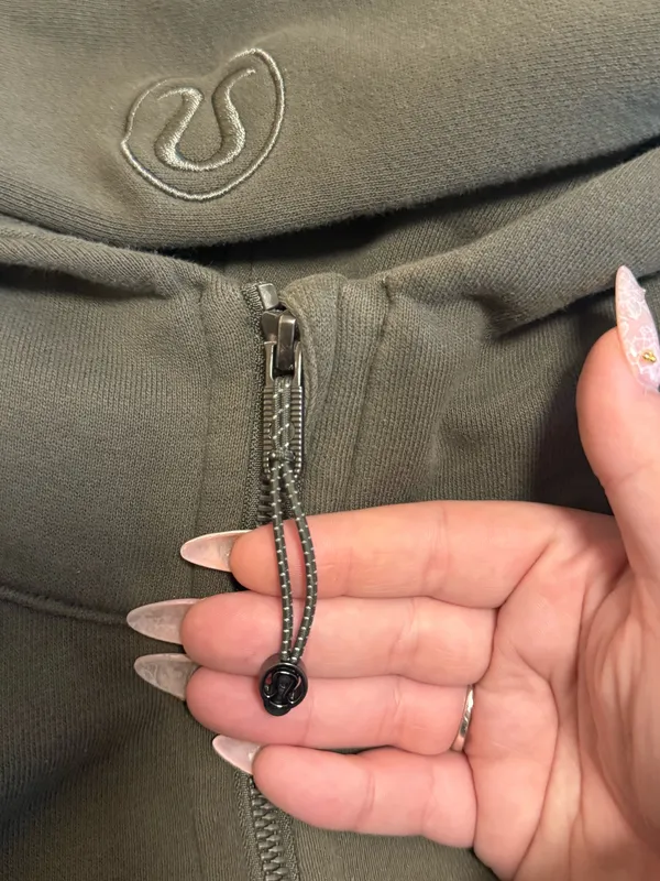 Lululemon Scuba Full-Zip - Image 2