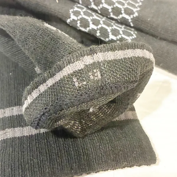 Unisex Bombas Size Large‎ Crew Calf Socks Black & Grey NEW - Image 3