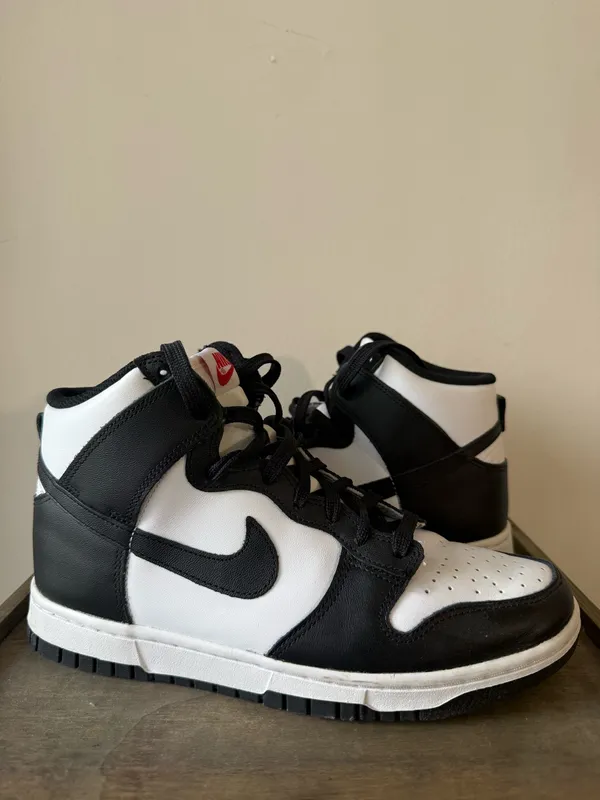 Nike Panda Dunk Black White Women’s - Image 2