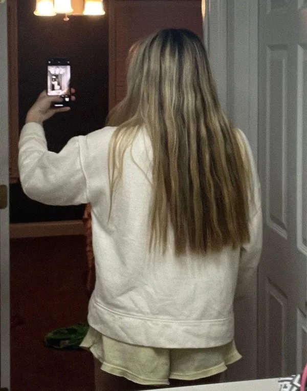 Target white crew neck sweatshirt - Image 3