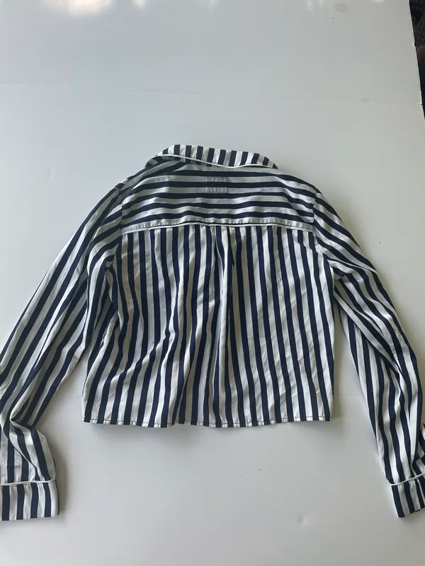Gilly Hicks Satin Pajama Top Blue White Stripes Size Medium - Image 2