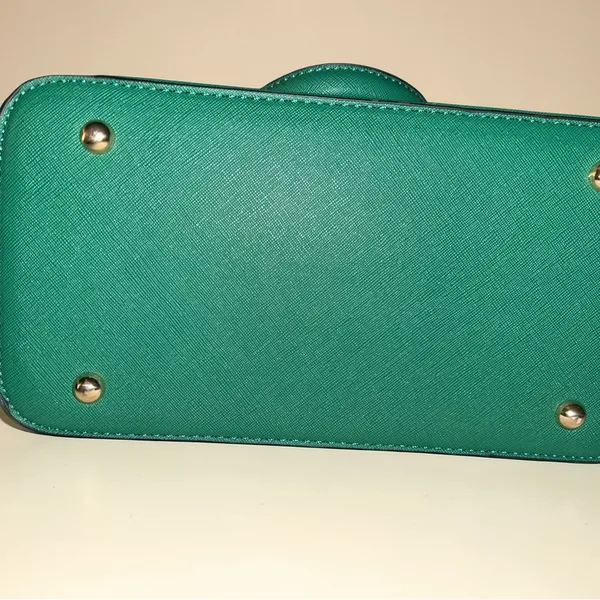 Cute green bag for everyday use! New! - Image 6