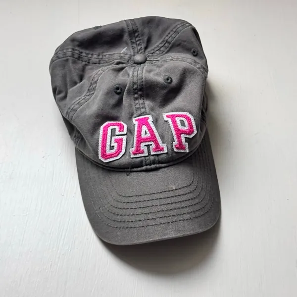 Gap Women's Logo Adjustable Sporty Baseball Hat new Without Tag - Image 6
