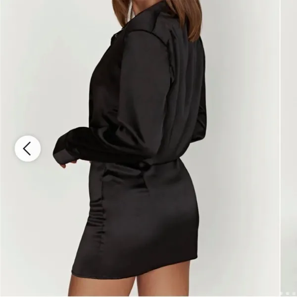 Meshki Brielle Satin Shirt Dress size xs - Image 4