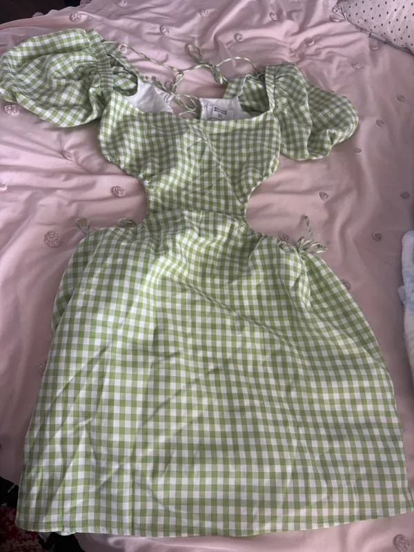 Beginning Boutique Dress  - Image 2