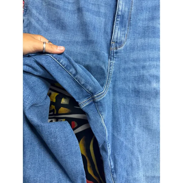 American Eagle Jeans - Image 2
