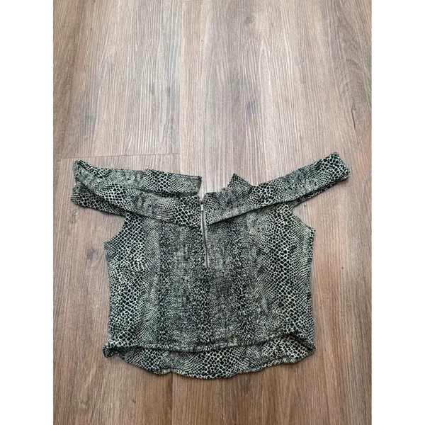 Free People Snakeskin Off Shoulder Crop Top Green‎ Black XS Sweetheart Zipper - Image 3