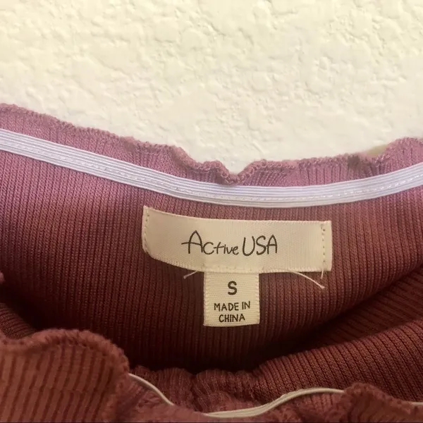 Active USA maroon crop top S - Image 6