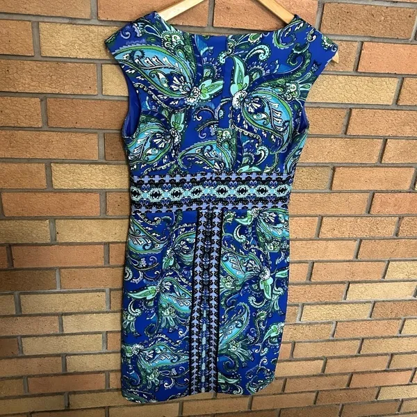 London Times Paisley Floral Shift Dress Sleeveless Knee Length Midi Size 4 - Image 3