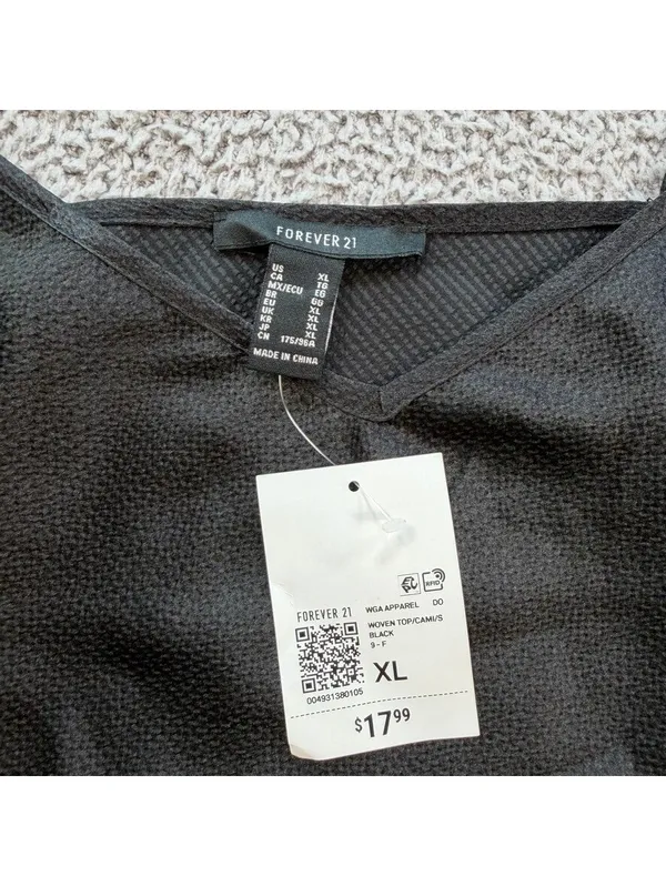 Forever 21 Black Textured Satin V Neck Cami Crop Top XL NWT - Image 3
