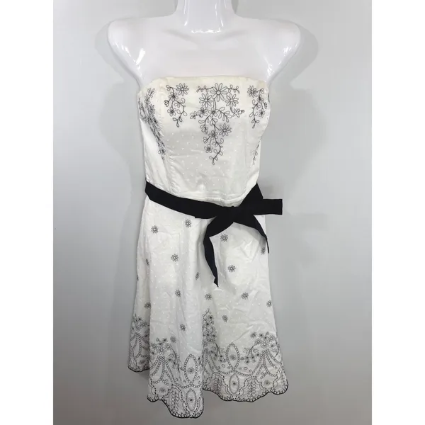 White House Black Market White Floral Embroidered Strapless Dress Women 6 A-Line - Image 2