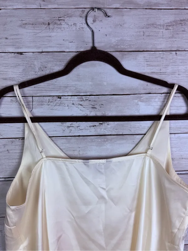 Banana Republic Factory Cream Satin V-Neck Cami - Image 4