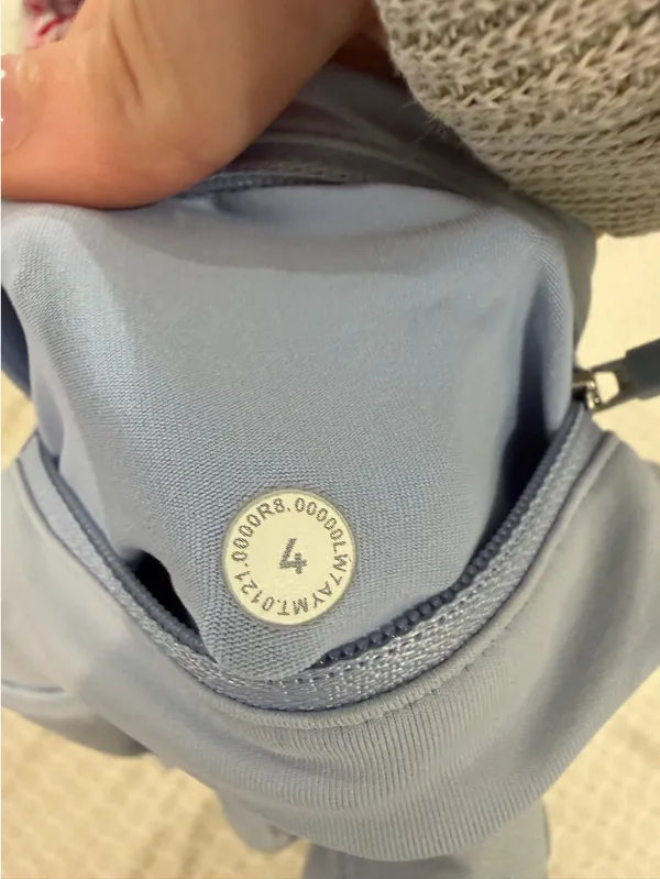 Lululemon Speed Up High-Rise Shorts 2.5 - Image 3