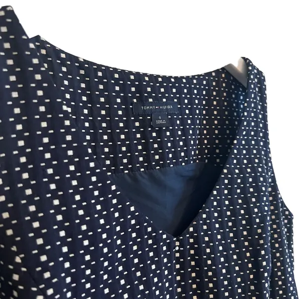 Tommy Hilfiger Sleeveless Sheath Dress Navy White‎ Geometric Textured Size 0 - Image 4