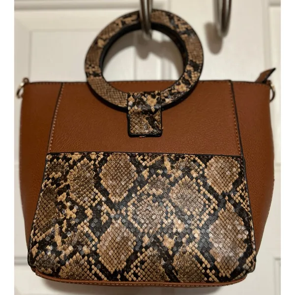 Women’s Light Brown Tote and Smaller Handbag Set‎ Animal Print - Image 6