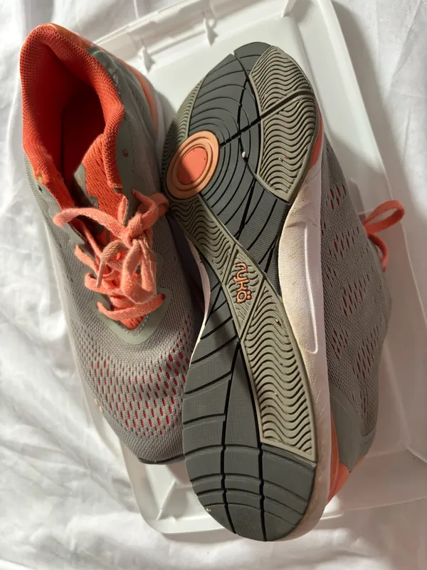 Ryka Sneakers Women’s 6.5 netting grey with orange trimming running sneakers  - Image 5