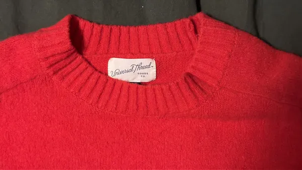 Target Red Sweater Cropped - Image 2