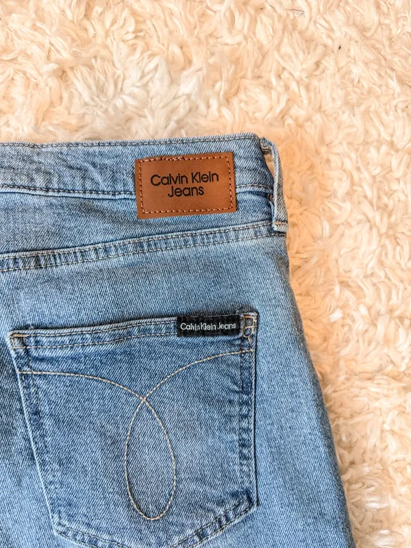 Calvin Klein Straight Leg High-Rise Jeans - Image 6