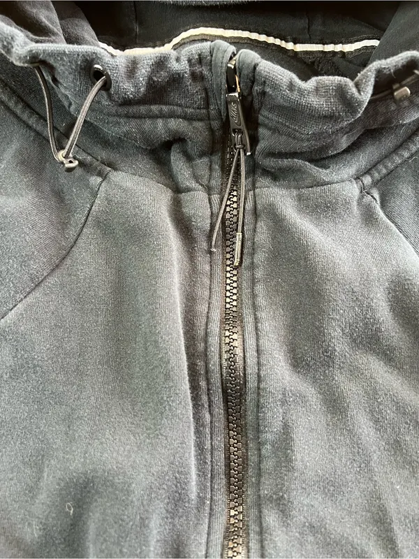 Nike Black Full Zip Hoodie Women’s XL Distressed Worn - Image 2