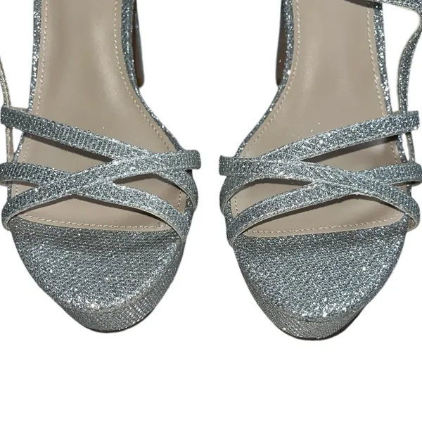 Pelle Moda Oneda Silver Metallic High Heels Size 9 - Image 7