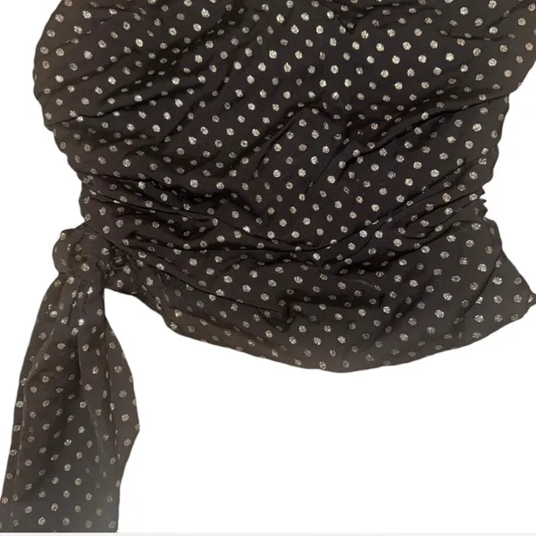 Revolve Women's Unbranded Black Silver Polka Dot Strapless Ruched Top - Image 2