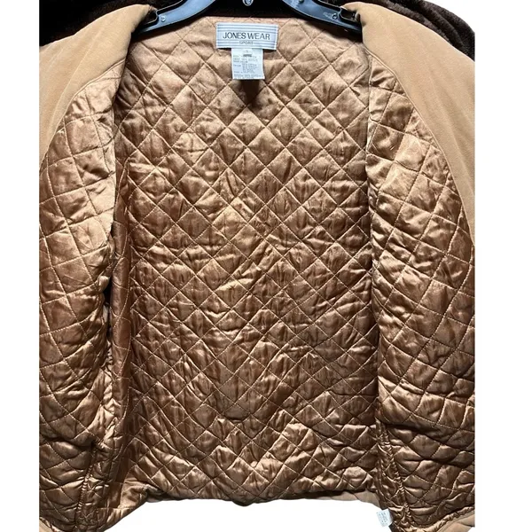 Women's Quilted Barn Jacket Faux Fur Collar Chore Pockets Tan Cotton‎ - Image 3