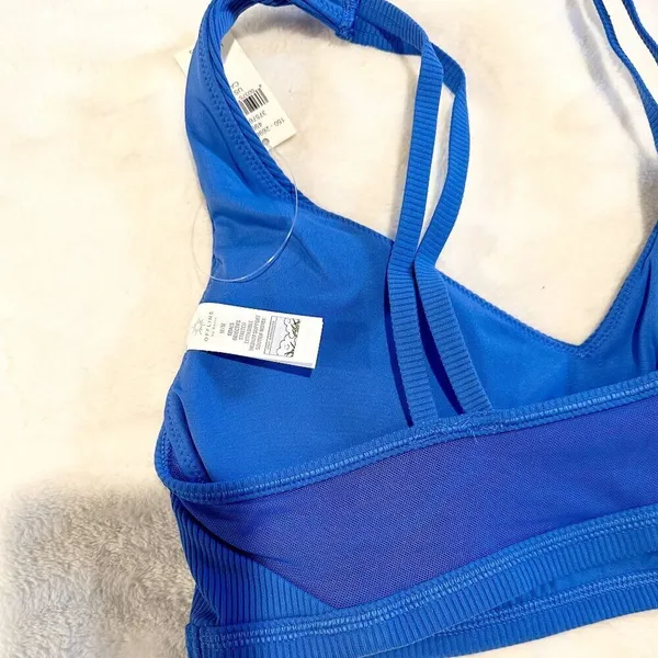 NWT Offline by Aerie Goals Blue Ribbed Padded Sports Bra - Size: Medium - Image 6