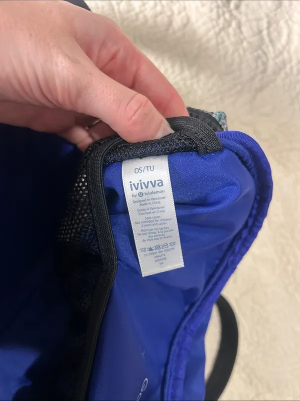 Ivivva by Lululemon Black with Blue & Gray Pattern Weekend Duffel - Image 7