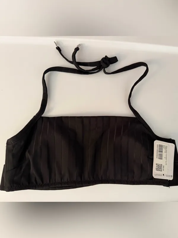 Lululemon Ribbed Halter Cross-Back Swim Top in black A/B Cup Size 4 NWT - Image 3