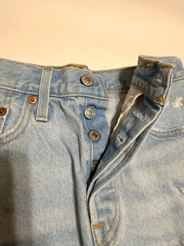 Levi’s Shorts Denim - Image 2