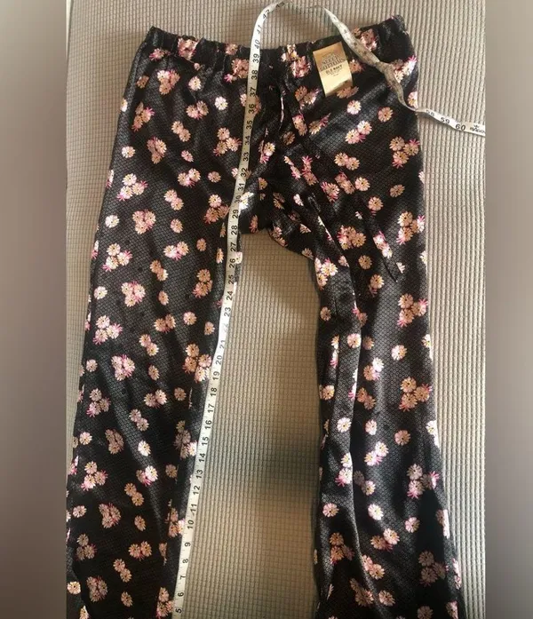 - Old Navy Sleepwear bottoms(black with pink flower print) and top(white) - Image 5