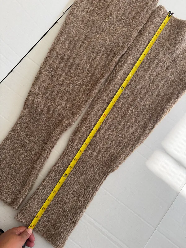 Danielle Guizio leg warmer - Image 6
