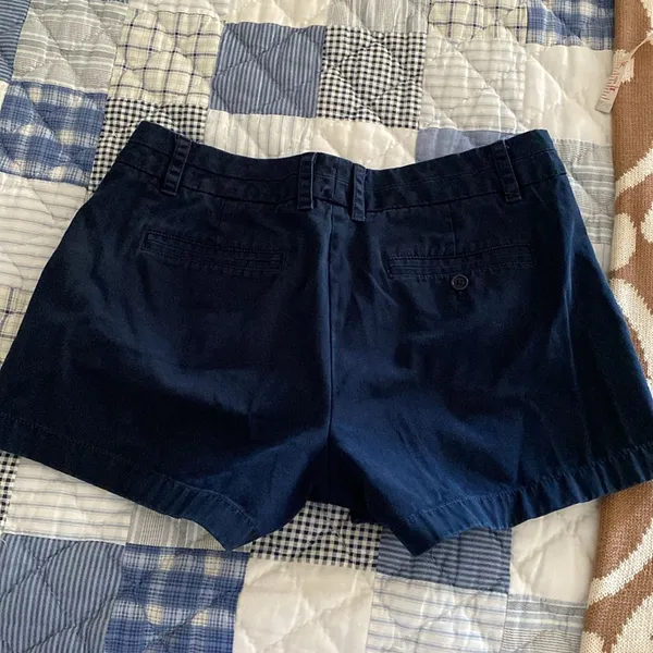 J.Crew Navy Chino Shorts 4” inseam size 8 - Image 4