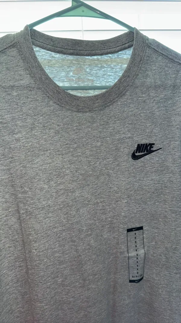 Nike T-Shirt - Image 3