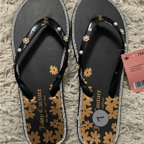 Juicy Couture Black Sandals with Gold Floral Design Size 7 - Image 10