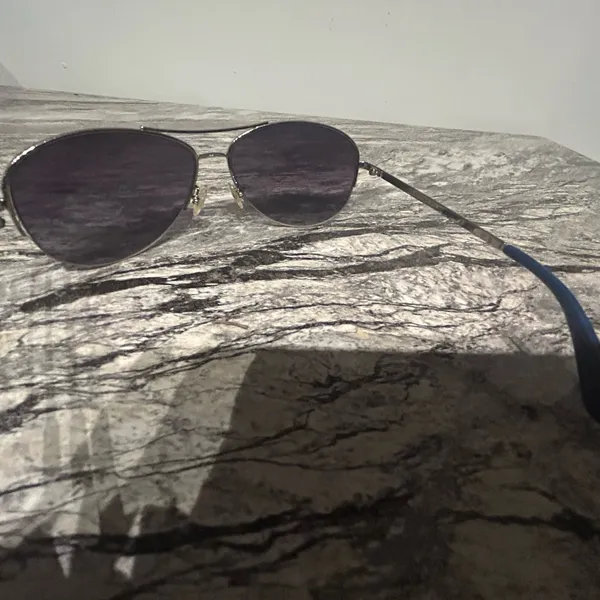 Stylish Black Aviator Sunglasses Marc Jacobs - Image 2