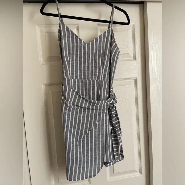 Abercrombie and fitch wrap dress - Image 2