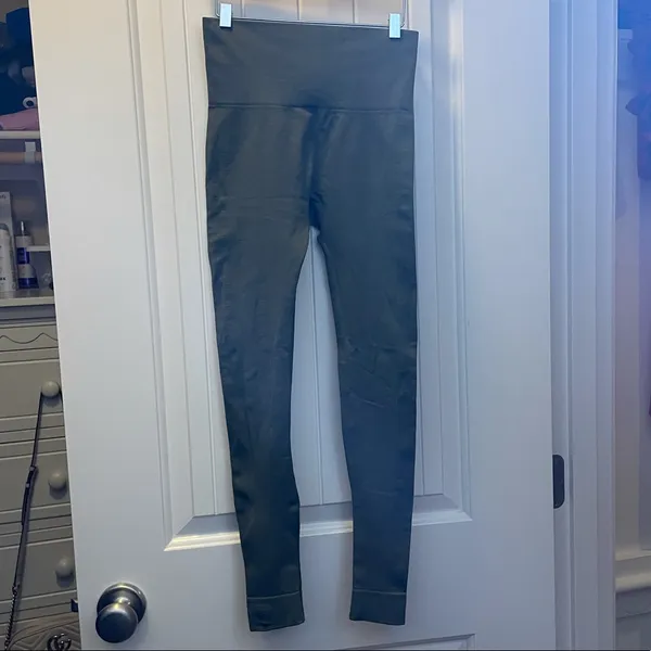 SETactive Jade leggings - Image 3