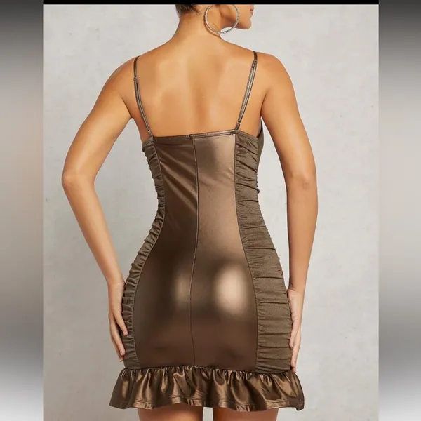 Ruched side Ruffle hem Bodycon Dress Brown Size M - Image 4