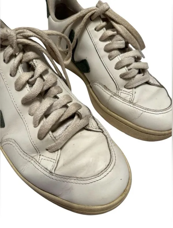 Veja V-12 White Leather Low Sneaker - Image 6