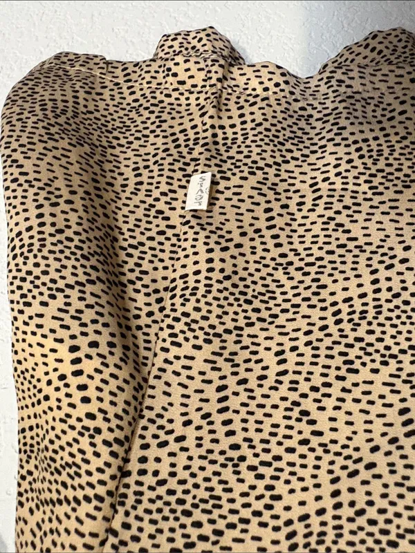 Levi’s small Relaxed button up Tan Printed Blouse - Women's Top - Image 5