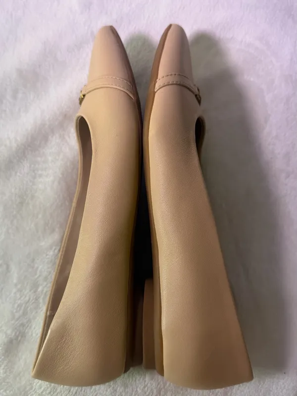 Giani Bernini Blush Nude Pointed-Toe Flats with Gold Hardware - Image 5